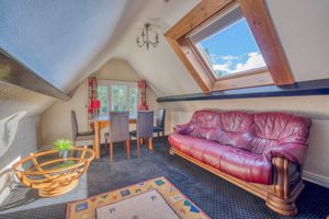 Photo 11- click for photo gallery